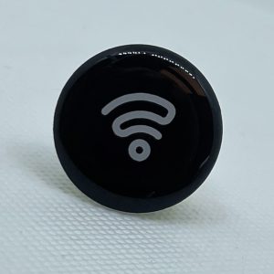 wazzl black – NFC Sticker Visitenkarte